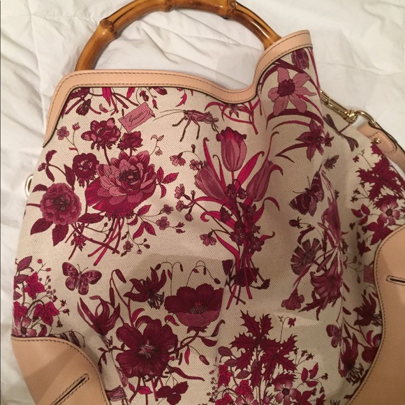 GUCCI-RARE 💖 BRAND NEW- Beautiful Floral satchel - Picture 1 of 7
